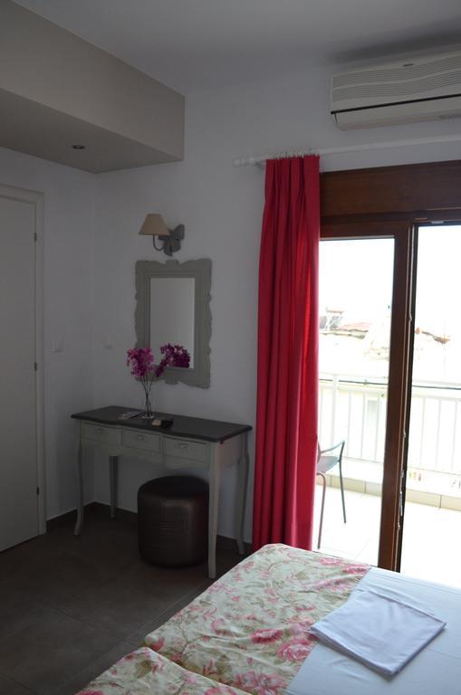 Emmeleia Accommodation By Maria Riga Ouranoupoli Exterior photo