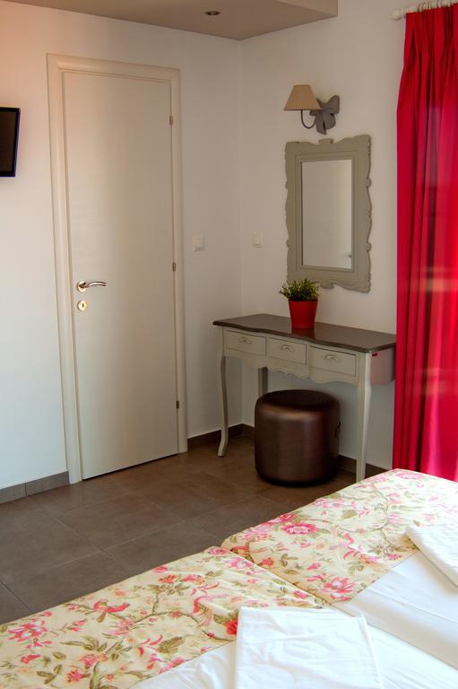Emmeleia Accommodation By Maria Riga Ouranoupoli Room photo