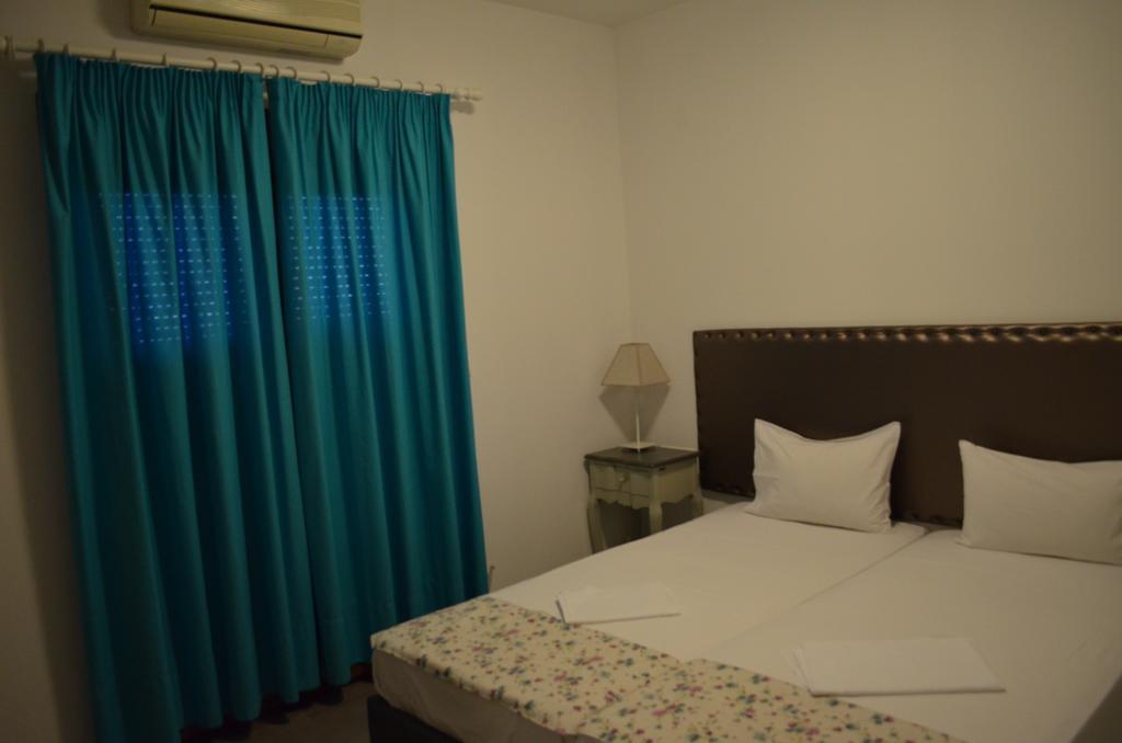 Emmeleia Accommodation By Maria Riga Ouranoupoli Room photo